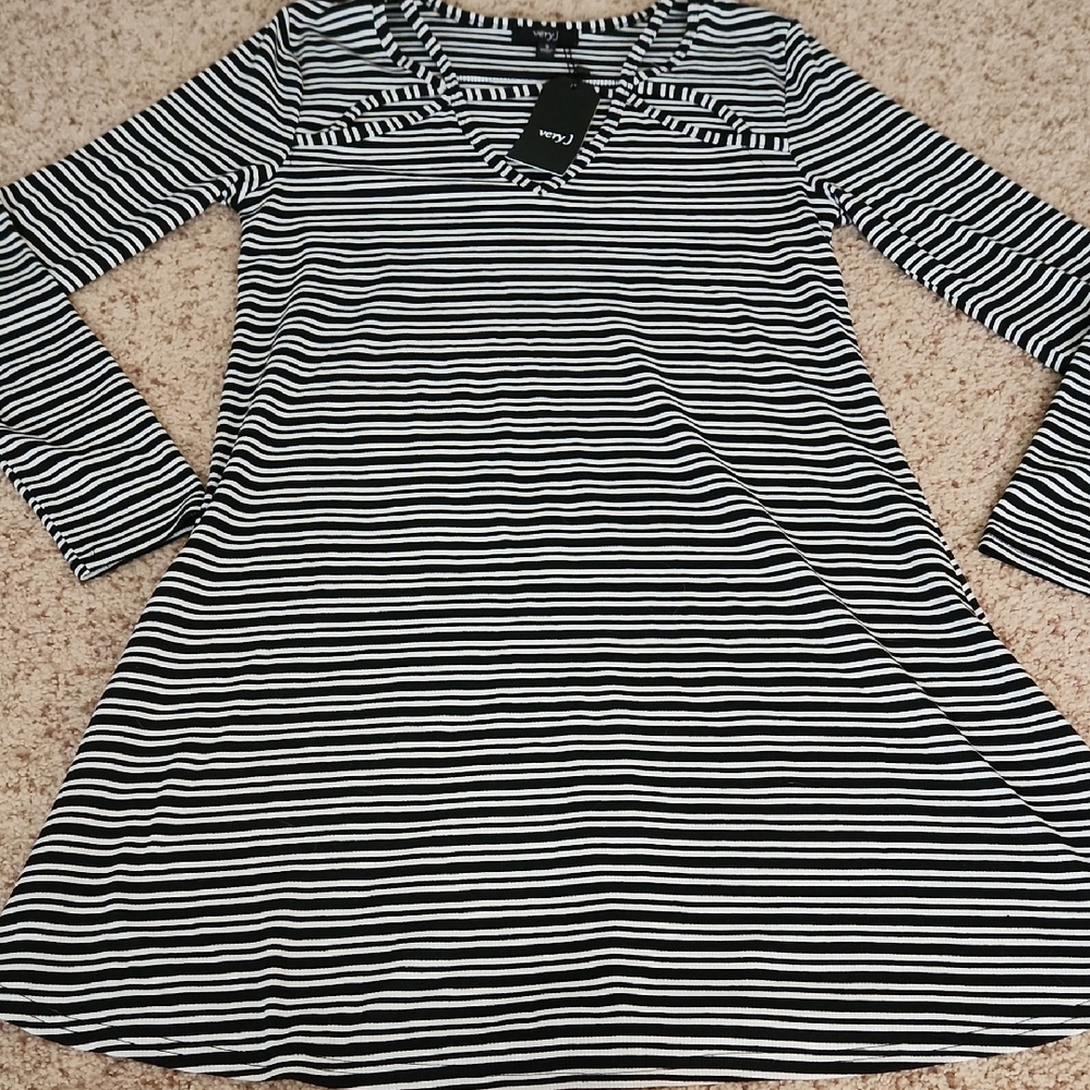 NWT Very J Black And White  Striped Long Sleeve Dress Dress Size Small